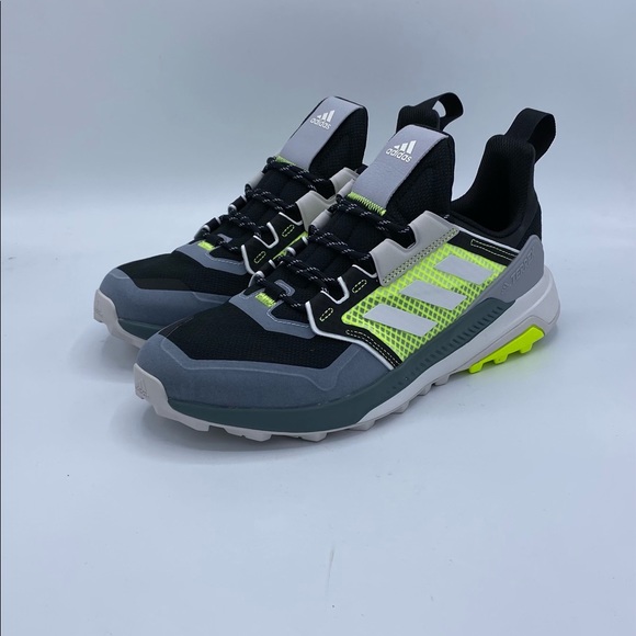 NEW! adidas Terrex Trailmaker Men's Hiking Shoes - Picture 2 of 8